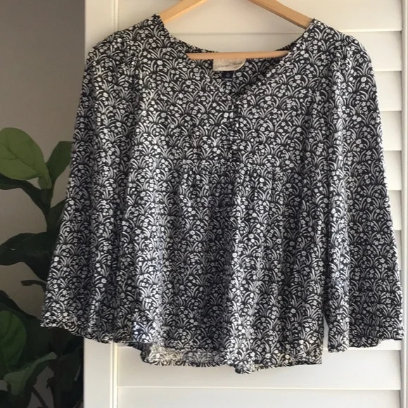 Universal Thread Shirt size xs - Picture 1 of 3